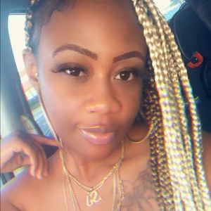 Meet your Posher, Dominic